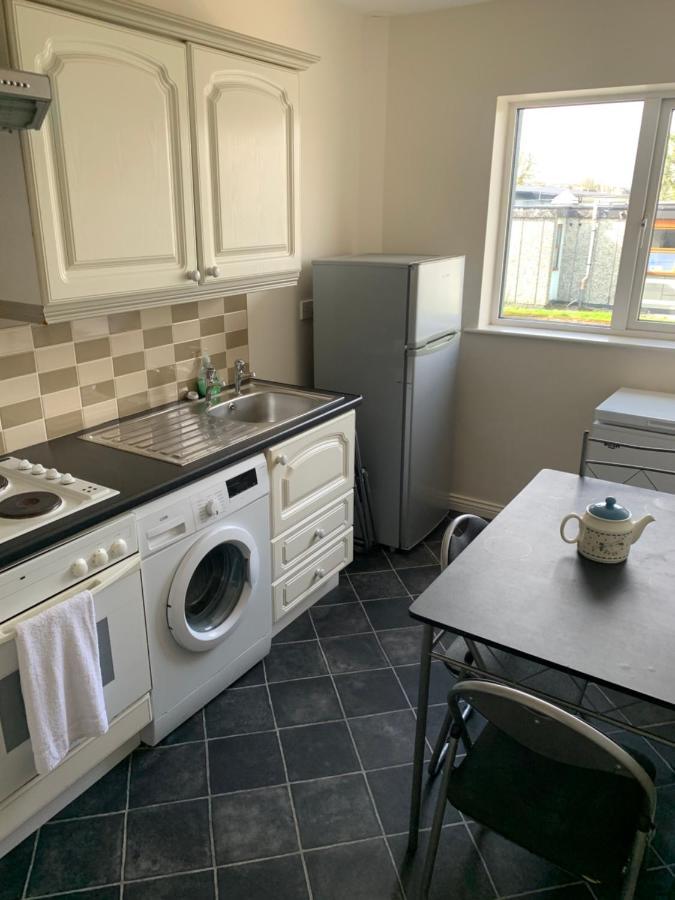 Apartament Newcastle Townhouse Galway Zewnętrze zdjęcie