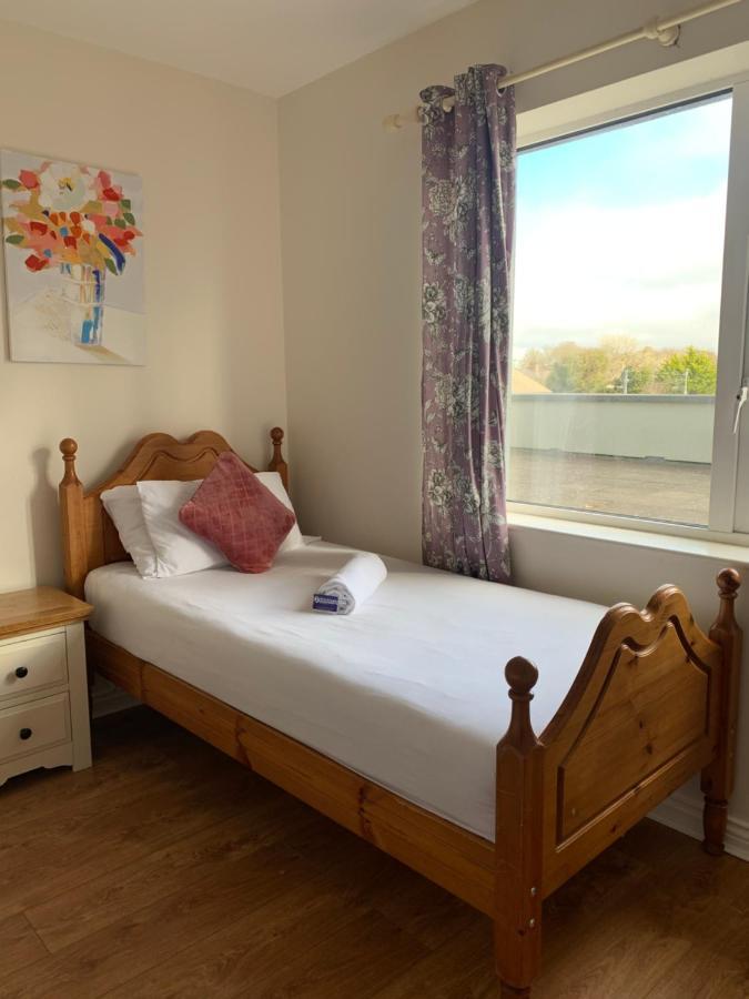 Apartament Newcastle Townhouse Galway Zewnętrze zdjęcie