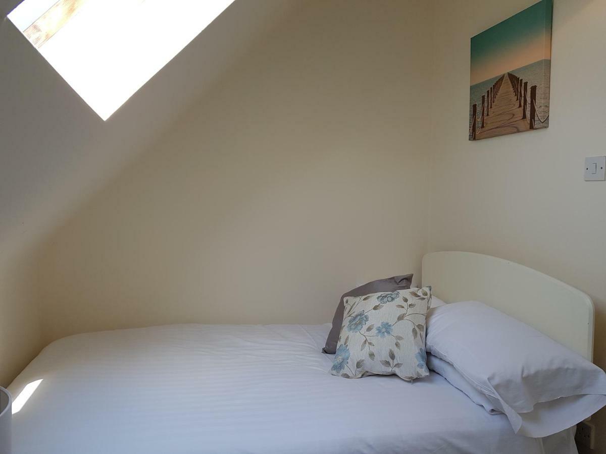 Apartament Newcastle Townhouse Galway Zewnętrze zdjęcie